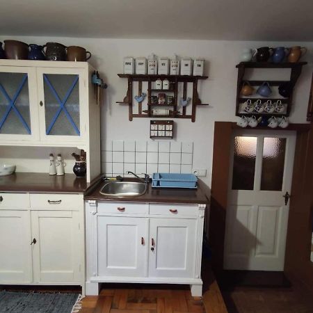 Cafe Nostalgie Ctyrluzkovy Apartman Krásná Lípa Exteriör bild